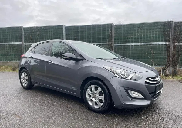 hyundai i30 jarosław Hyundai I30 cena 18900 przebieg: 130000, rok produkcji 2014 z Jarosław